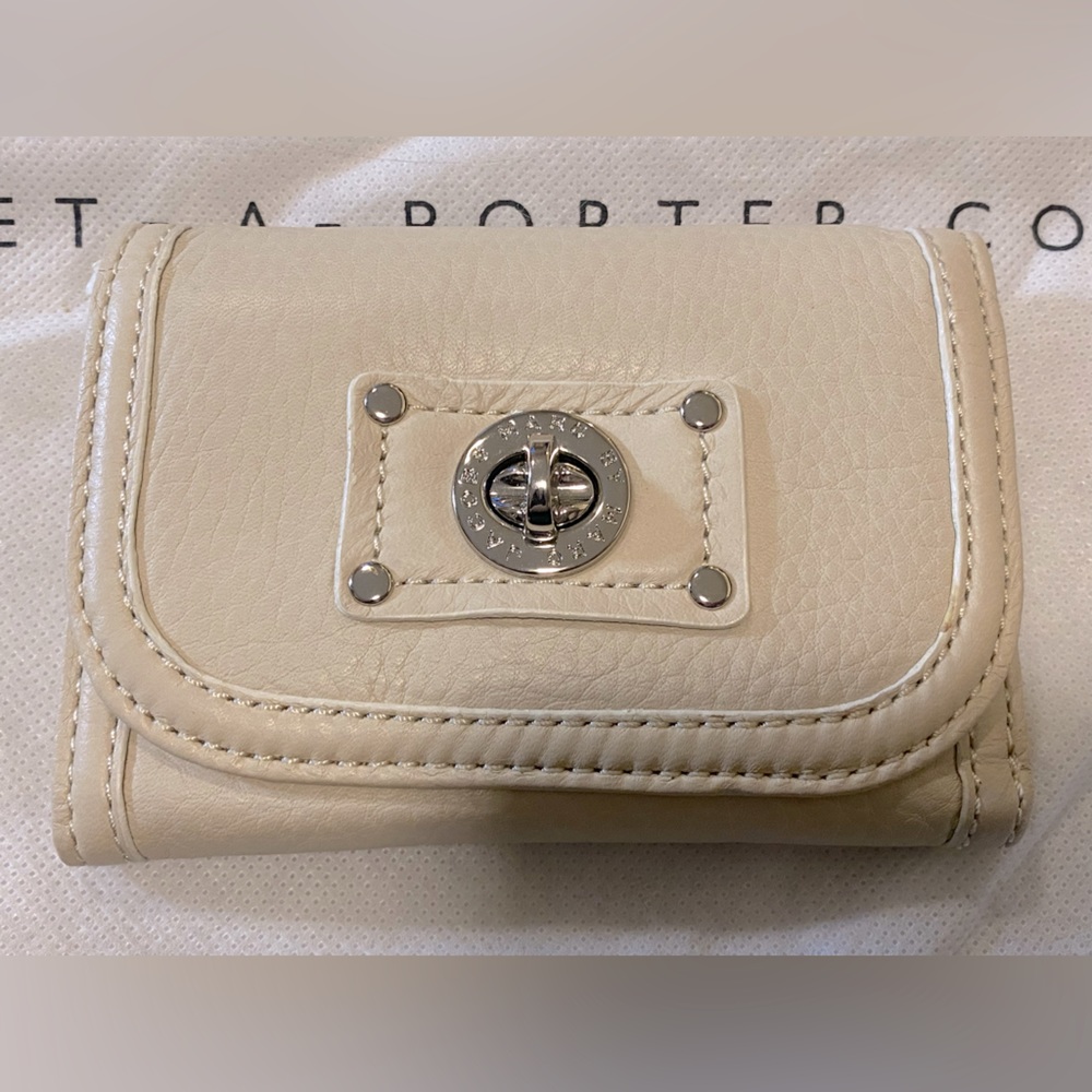 Marc Jacobs Turnlock Wallet in cream leather (Brand new with tags)